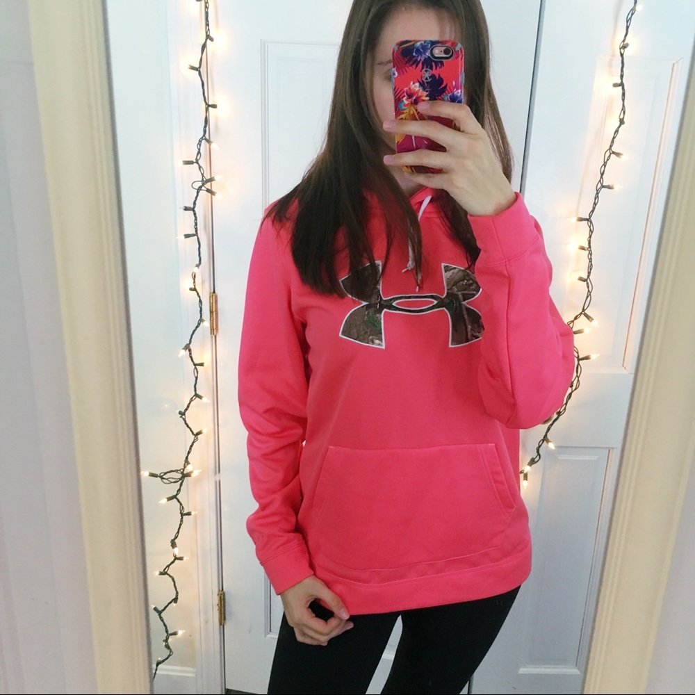 NWOT under armour storm coral camo hoodie